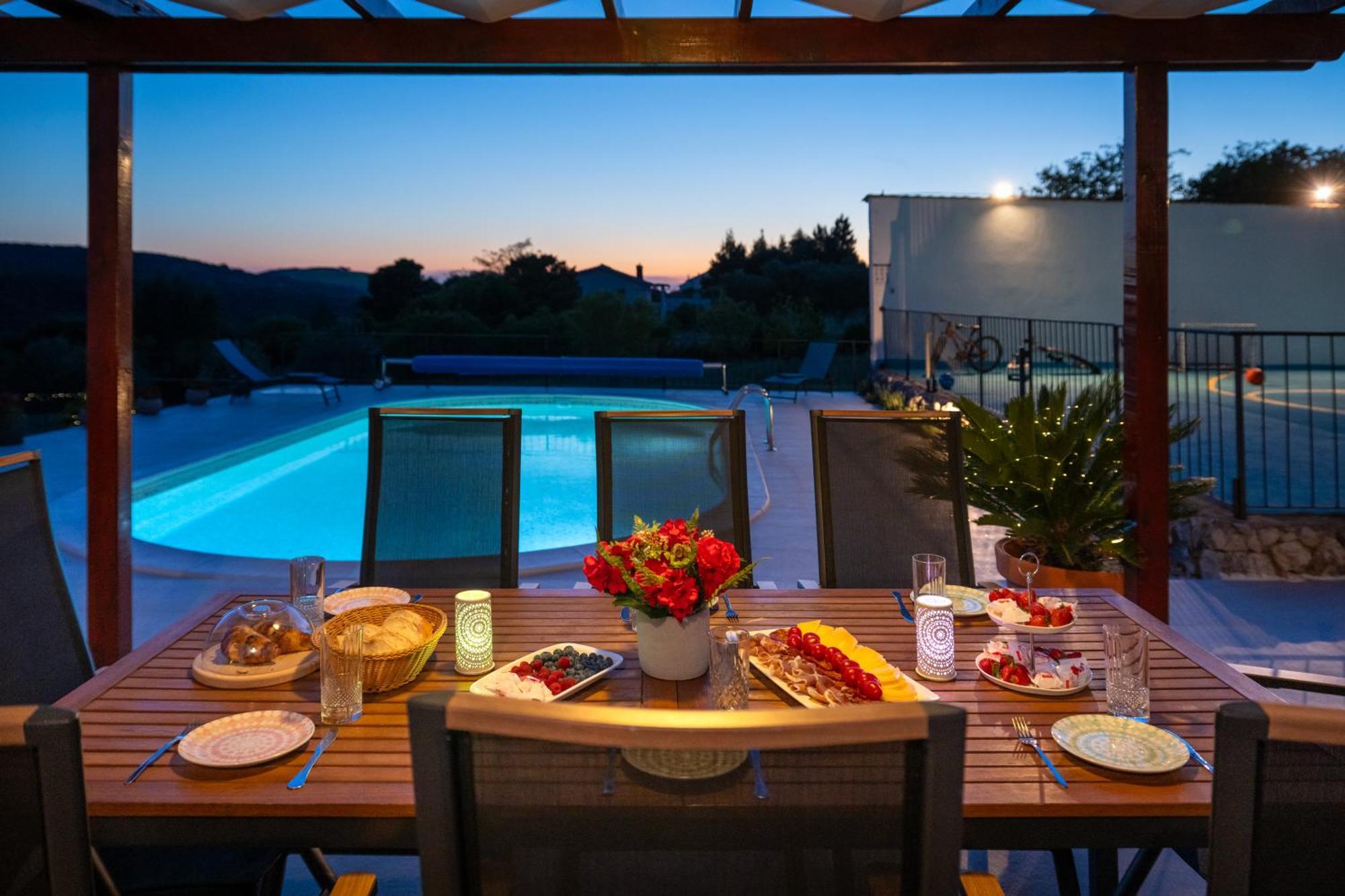 Villa Plenca - Heated Pool ! Sibenik Bagian luar foto